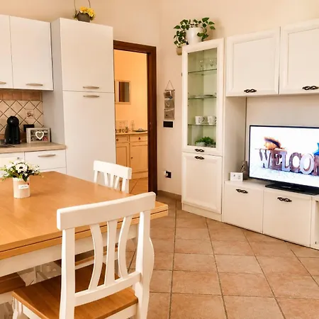 Appartamento Per Operai O Per Vacanza La Maison De Gioel * 올비아