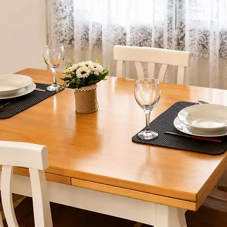La Maison de Gioel INTERO APPARTAMENTO, ENTIRE HOME, FRIENDLY HOST, HOST PROFFESSIONALE, CUCINA, KITCHEN, WI-FI, LAVATRICE, WASHING MACHINE, GIARDINO, GARDEN * Olbia